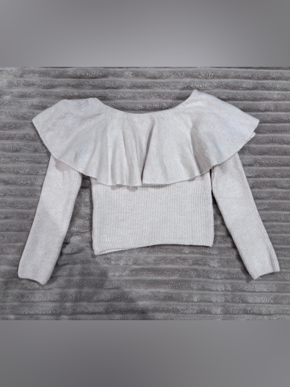 H&M Off-the-Shoulder Ruffle Sweater in Light Gray